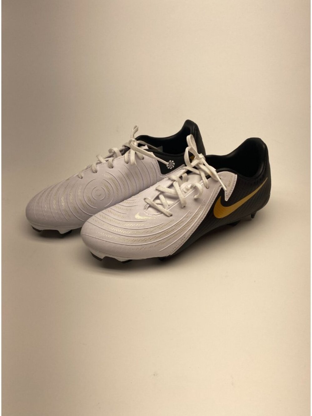NIKE Phantom GX II FG Soccer Cleats Shoes White FD6723-100 Men's Size 5.5